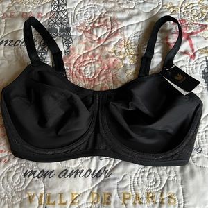 NWT, Wacoal black bra, size 32G